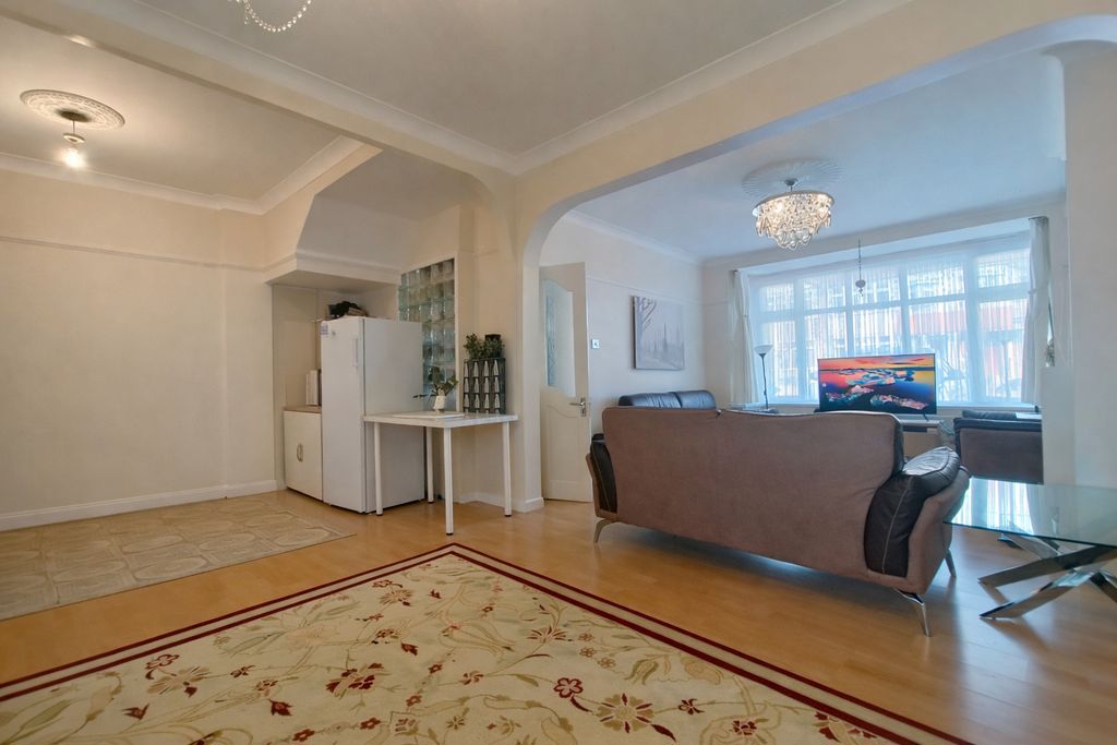 Photo 9- click for photo gallery